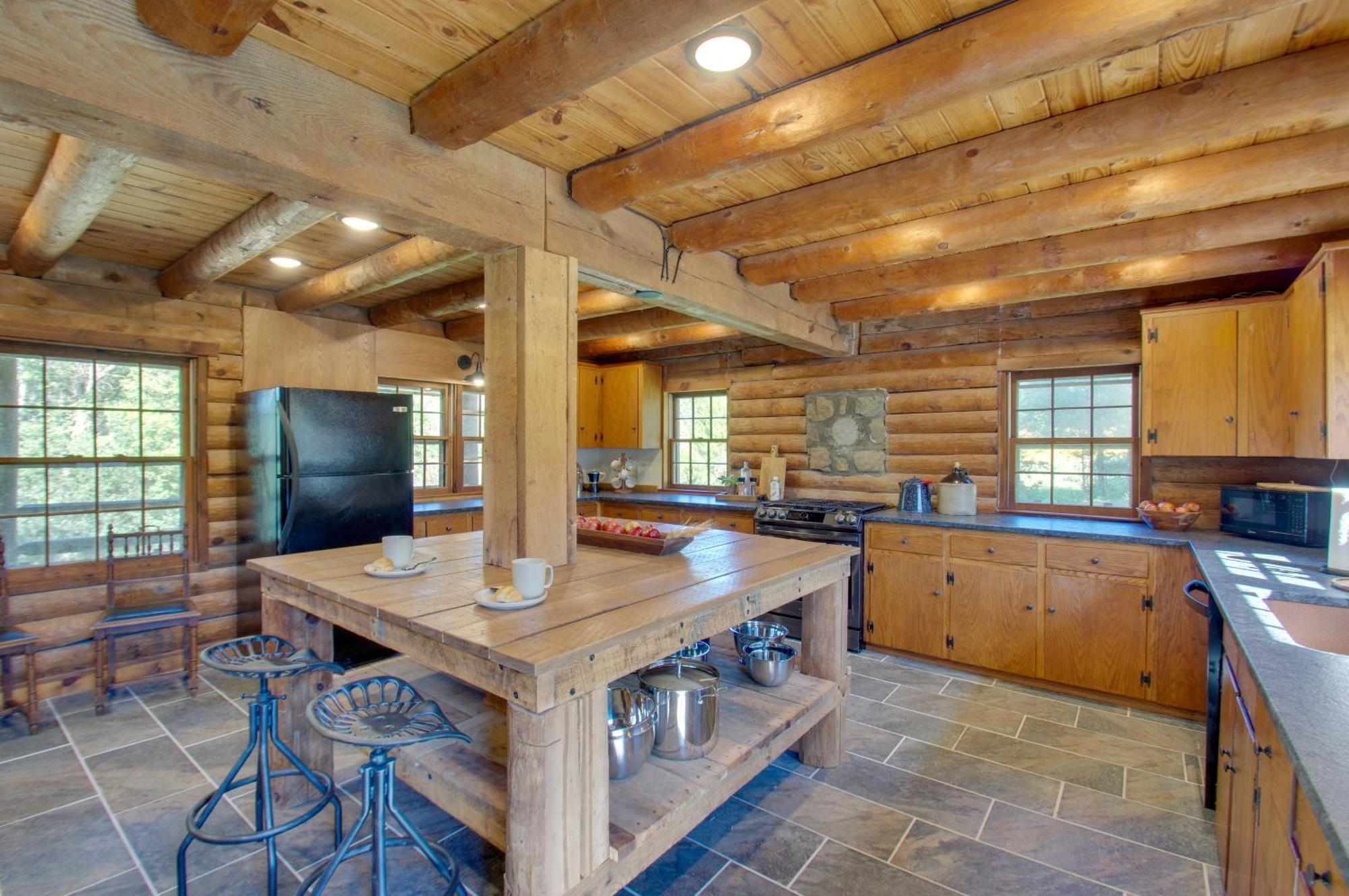 Cozy Log Cabin Getaway With Fire Pit And 3 Acres! Ruckersville Eksteriør bilde